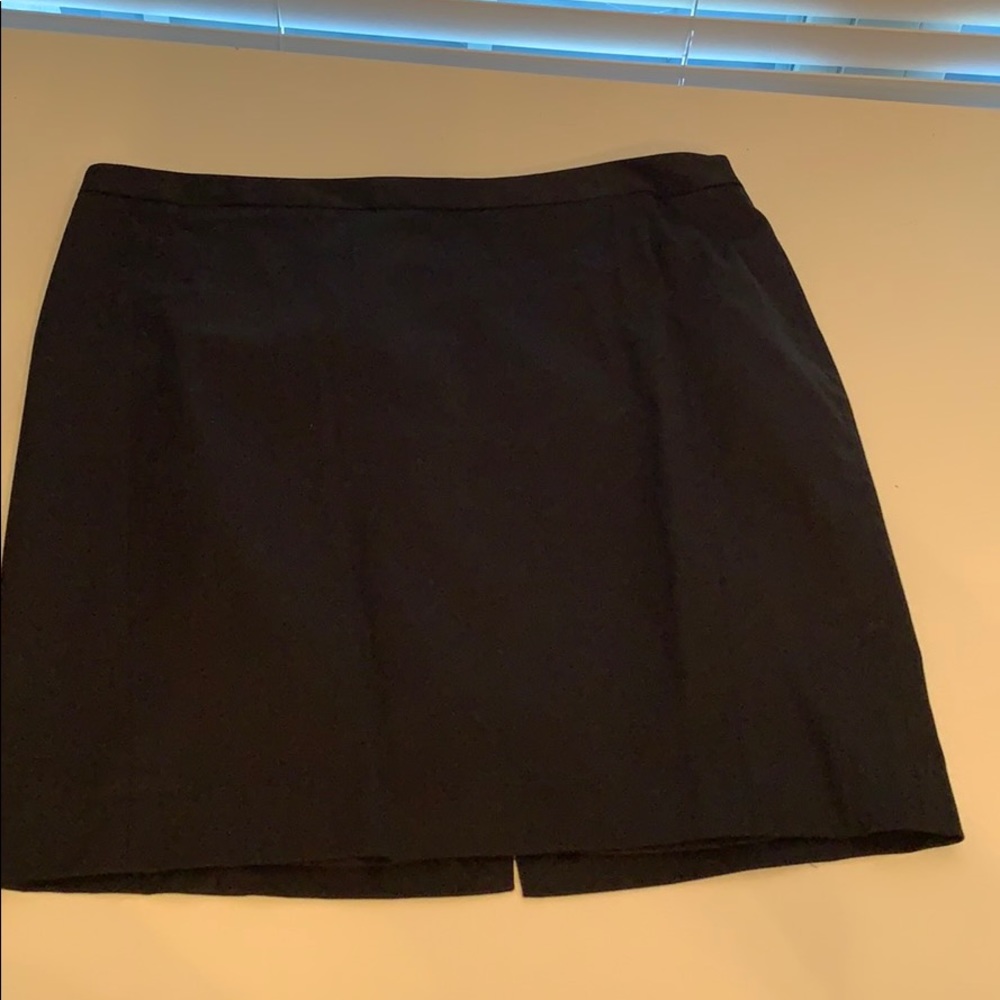 Black express pencil skirt